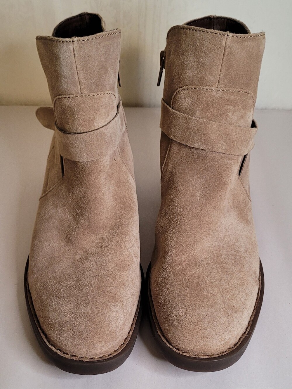 Born Tori Tan Suede Ankle Boots Size 8 - Picture 6 of 11